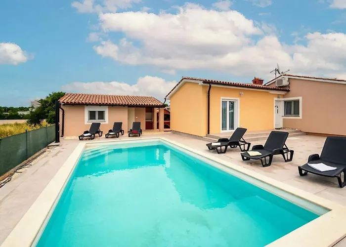 Seaside Serenity Galižana