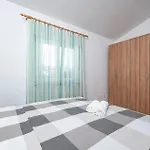 بيت للعطل Seaside Serenity *